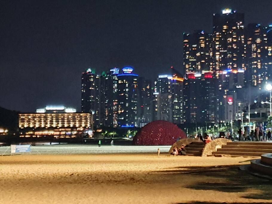 Apartament Haeundai Beach 1 Cho Pusan Zewnętrze zdjęcie