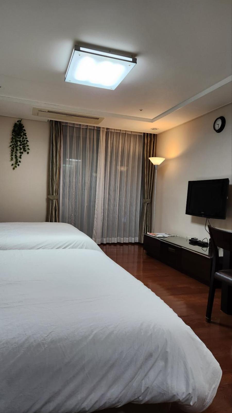Apartament Haeundai Beach 1 Cho Pusan Zewnętrze zdjęcie